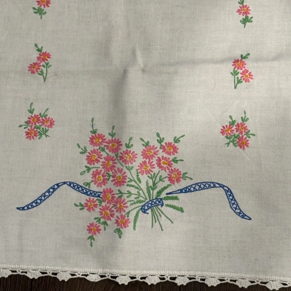 Vintage Embroidered Floral Table Runner‎ Pink Flowers Blue Ribbon Trim 40 x 16